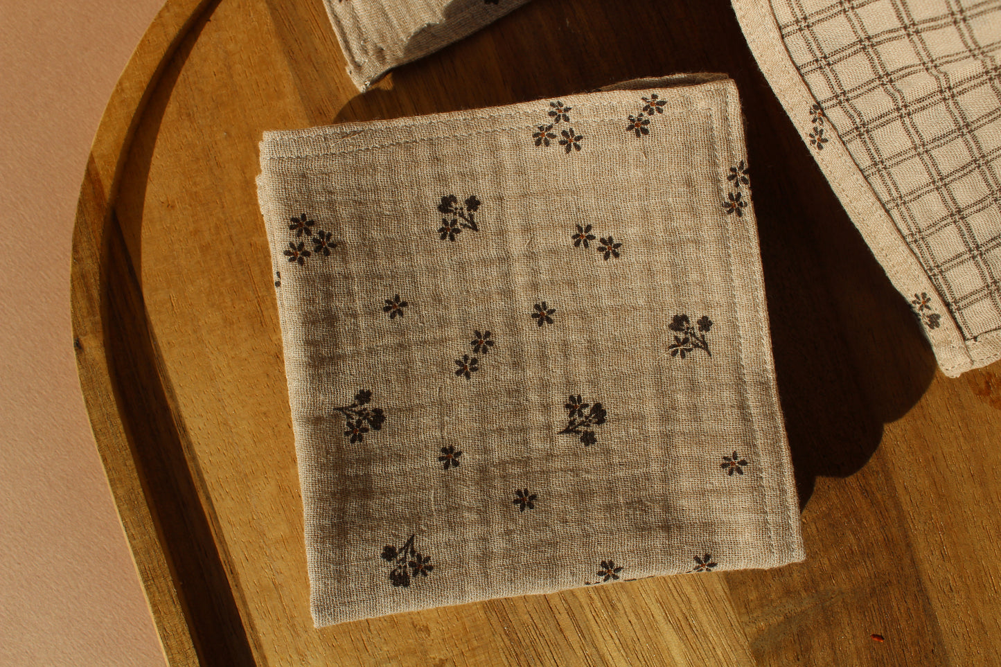 Serviettes visage chataigne